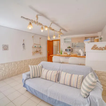 Apartment Lovely